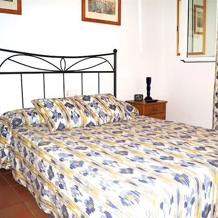 Cel Villa